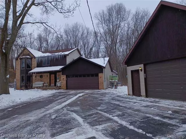 690 FOXWOOD TRAIL, Ortonville, MI 48462