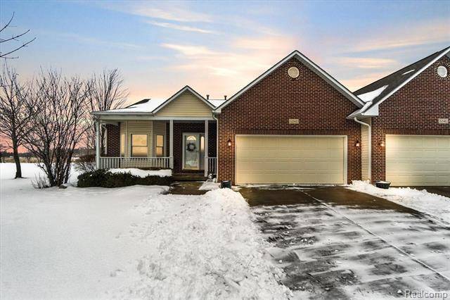 6348 KINGS Court, Flint Twp, MI 48433