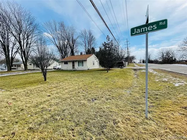 2516 JAMES Road, Auburn Hills, MI 48326