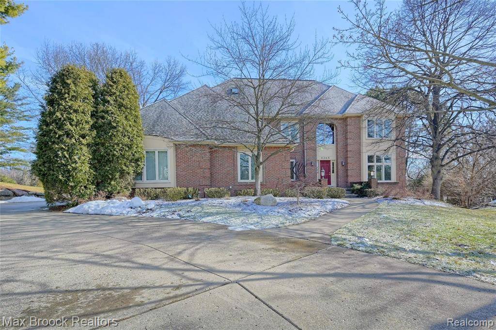 4265 PINE LANE, Orchard Lake Village, MI 48323