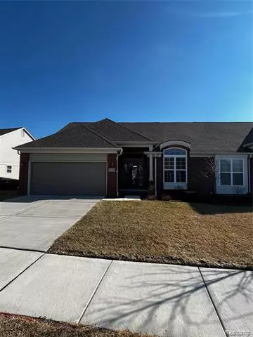 21868 KENSETT Drive 78, Macomb, MI 48042