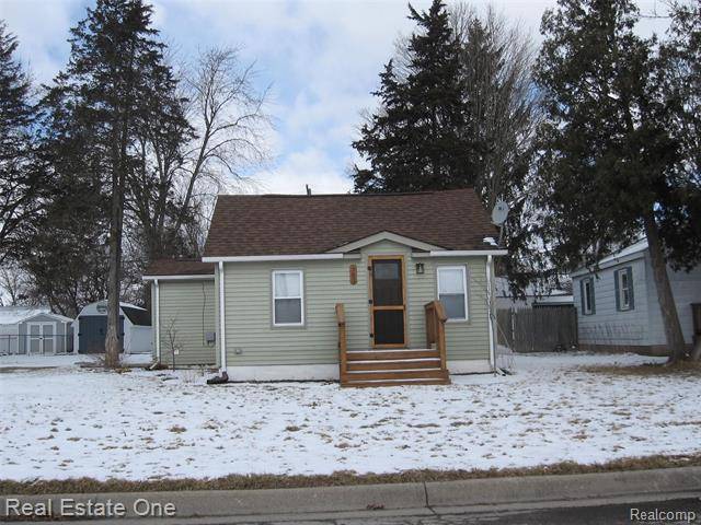 383 DOVE LANE, Lapeer, MI 48446