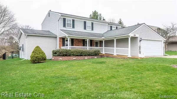 1699 BRENTWOOD Drive, Wixom, MI 48393