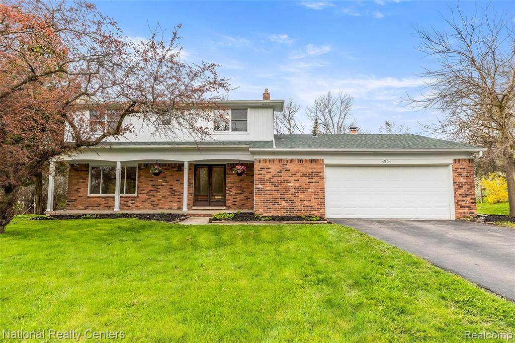 4364 WESTOVER Drive, West Bloomfield Twp, MI 48323