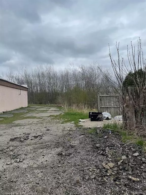 Springfield Twp, MI 48350,10775 DIXIE HWY