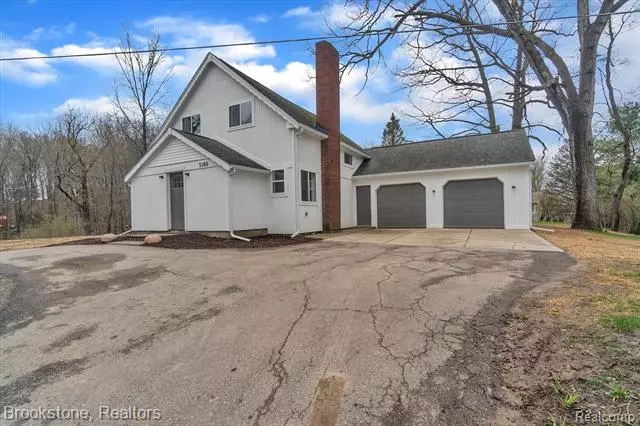 3180 BIRD Road, Ortonville, MI 48462