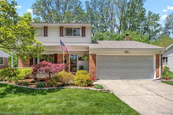 9157 HACKBERRY Avenue, Plymouth Twp, MI 48170