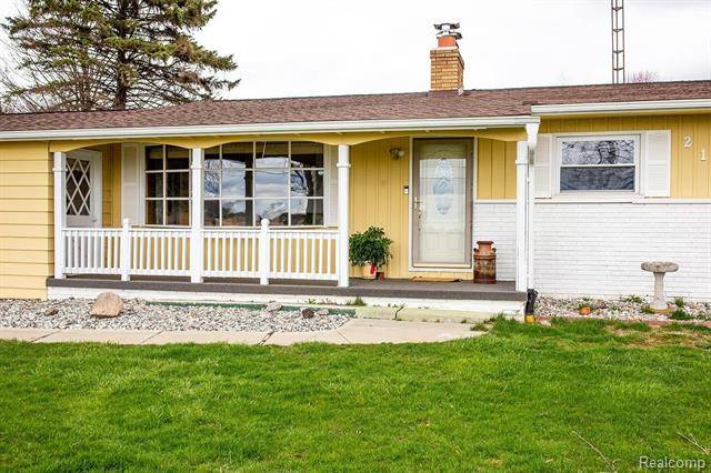 2100 N NICHOLS Road, Clayton Twp, MI 48433