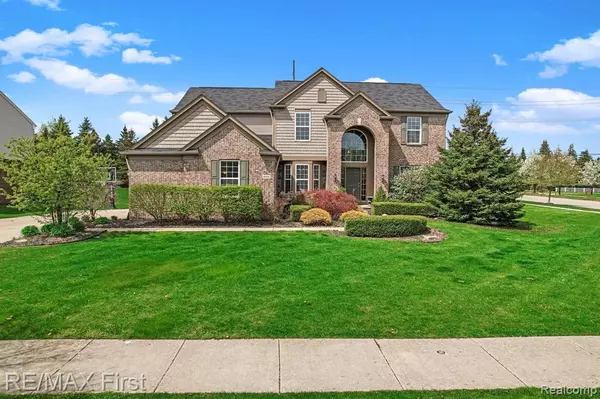 48934 FREESTONE Drive, Northville Twp, MI 48168