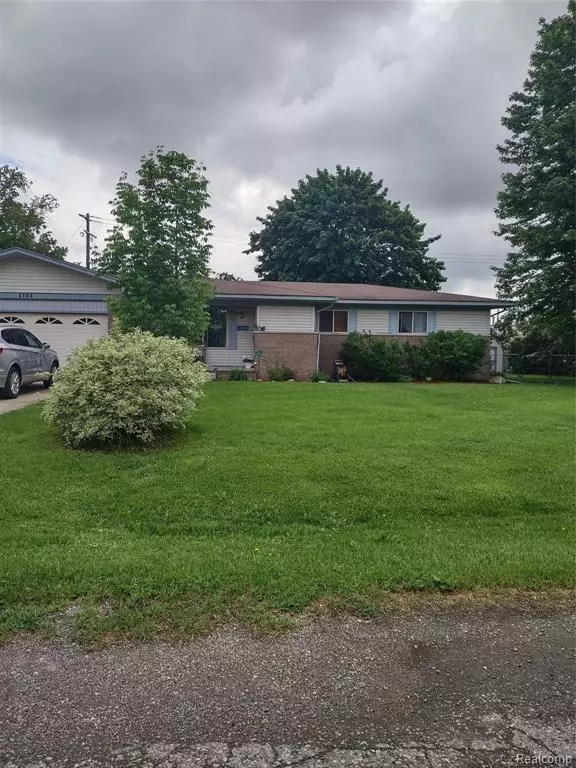 4184 CONNE MARA LANE, Waterford Twp, MI 48329