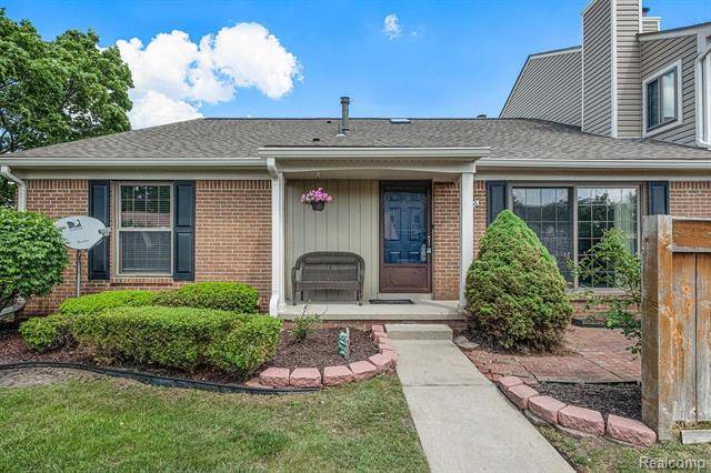 22096 EDGEWATER, Novi, MI 48375