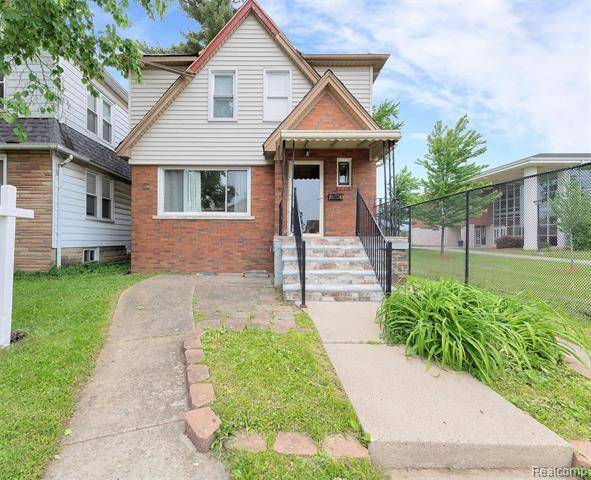 7643 MAPLE Street, Dearborn, MI 48126