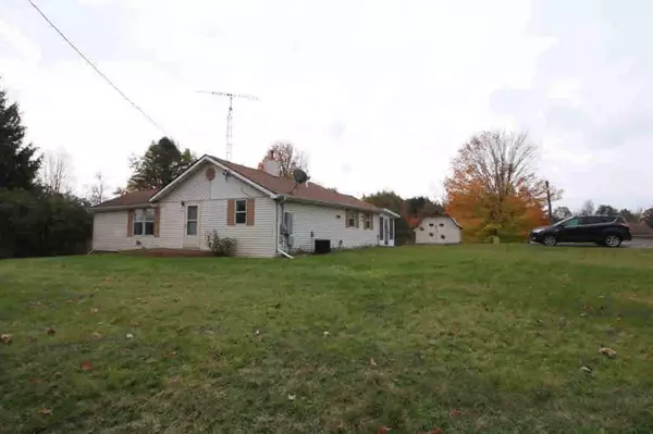 11114 LAKE ROAD, Otisville, MI 48463