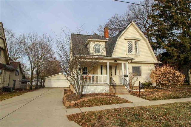 303 N Cherry St, Flushing, MI 48433