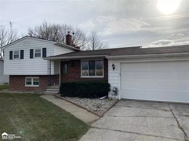 9523 Pierson, Flushing, MI 48433