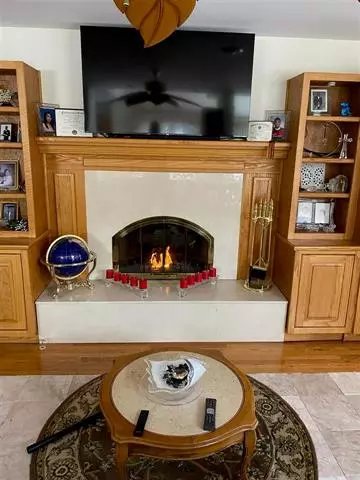 Flint, MI 48532,1297 Highland Meadows