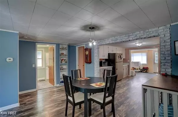 Flint Twp, MI 48532,4313 Calkins