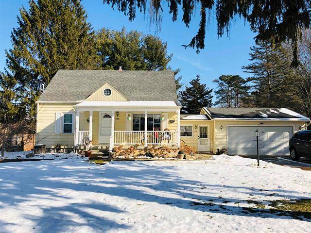 544 Warren, Flushing, MI 48433