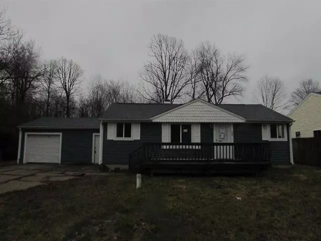 2079 Woodland pass, Burton, MI 48519