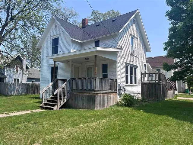 732 Bradley, Owosso, MI 48867