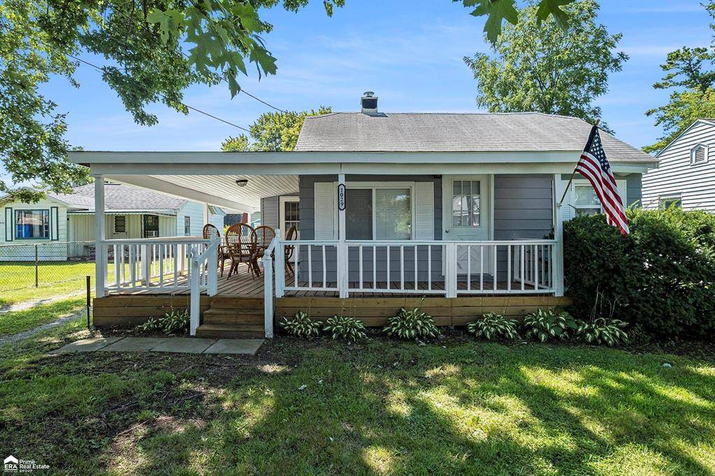 1029 Boatfield Avenue, Flint Twp, MI 48507
