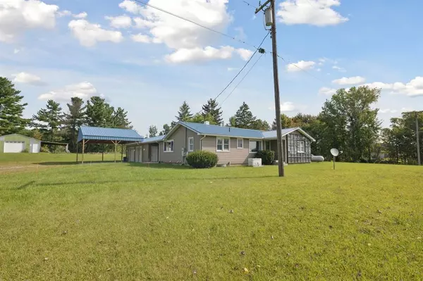 4390 Millington Road, Millington, MI 48746