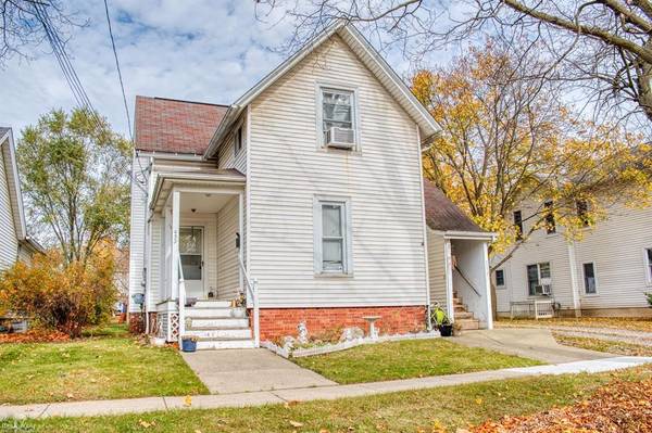 433 E Comstock Street, Owosso, MI 48867