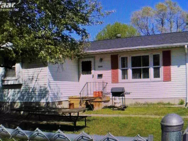 5206 Winsford By Way,  Flint,  MI 48506
