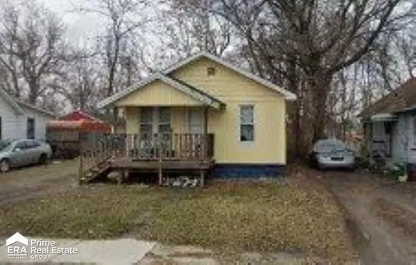 647 Monroe Street, Flint, MI 48503