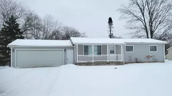 5377 Robin Drive, Grand Blanc, MI 48439