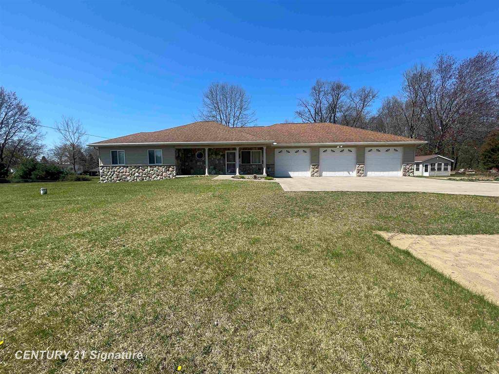 8585 N Mckinley Road, Flushing Twp, MI 48433