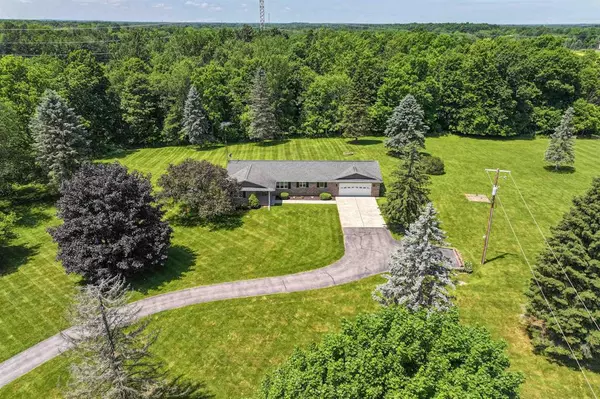 5802 Pratt Road, Hadley Twp, MI 48446
