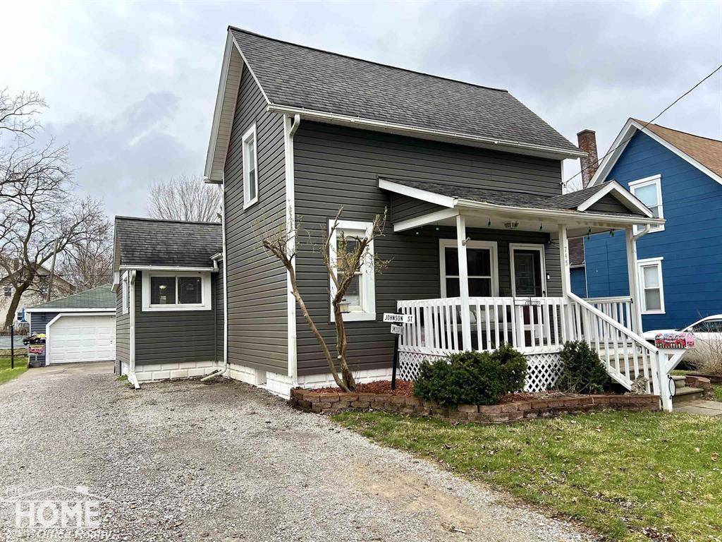 745 Broadway Avenue, Owosso, MI 48867