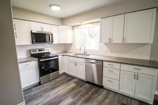 Flint Twp, MI 48532,3631 Ridgecliffe Drive