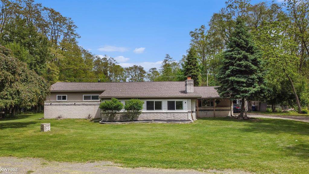 1590 W Rolston Road, Linden, MI 48451