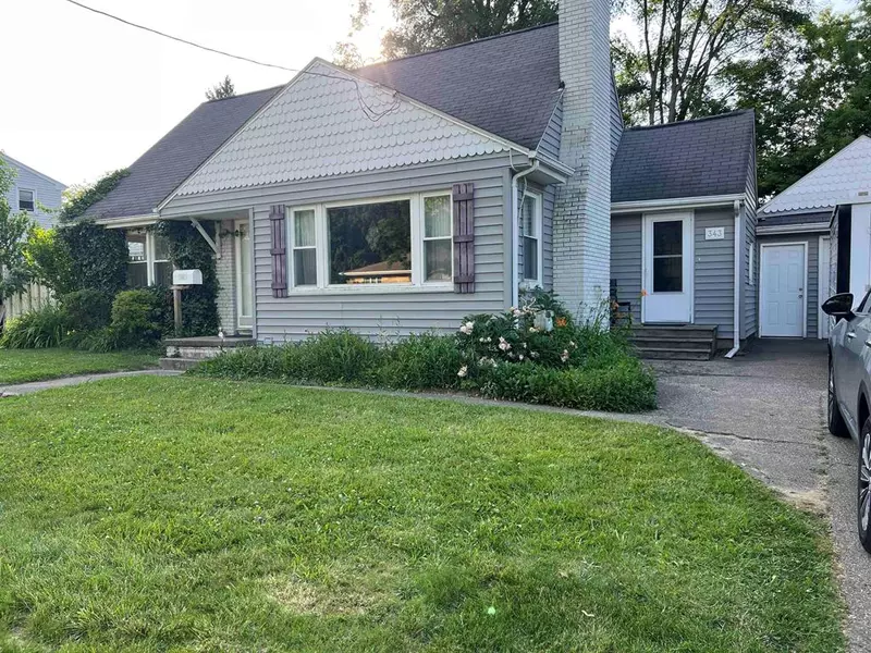 343 Bush Avenue, Grand Blanc, MI 48439