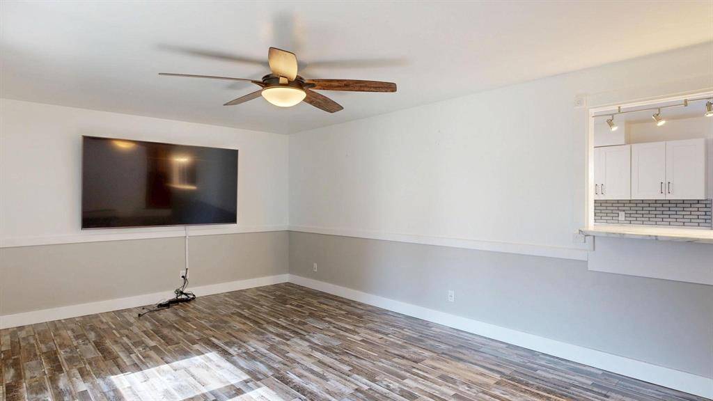 Vienna Twp, MI 48420,11427 Colonial Woods Drive