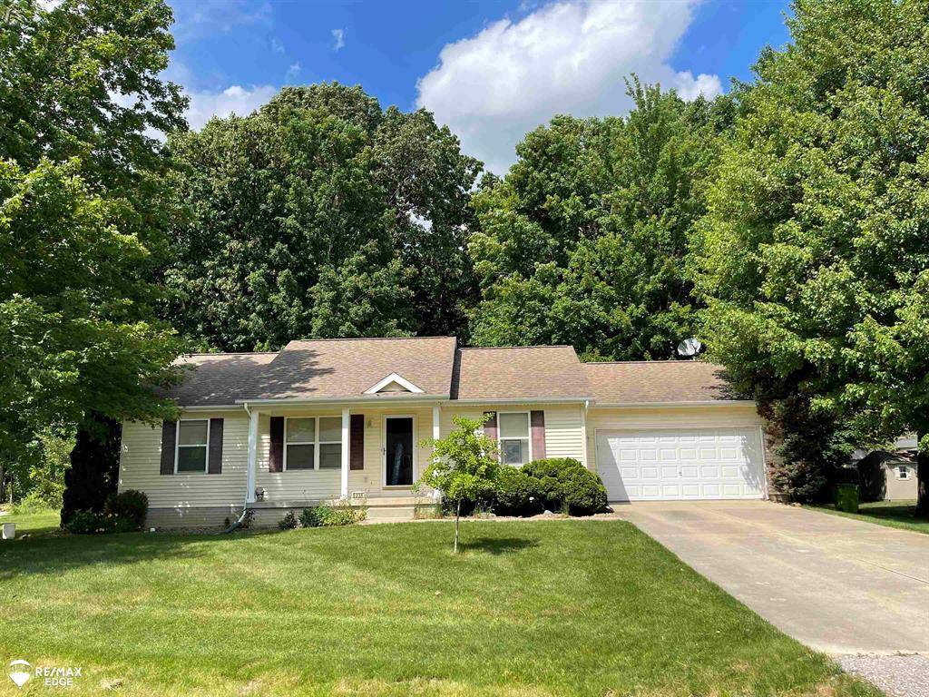 9238 Oakview Drive, Swartz Creek, MI 48473