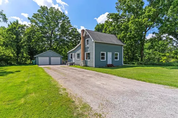 312 S Seymour Road, Flushing, MI 48433