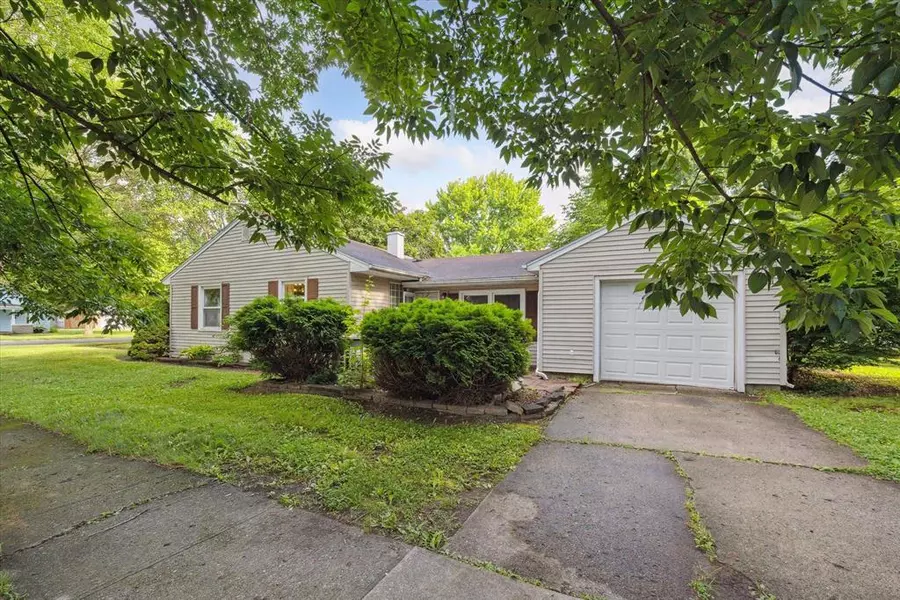 915 S Cedar Street, Owosso, MI 48867