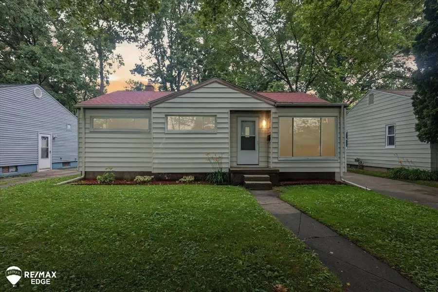3709 Delaware Avenue, Flint Twp, MI 48506