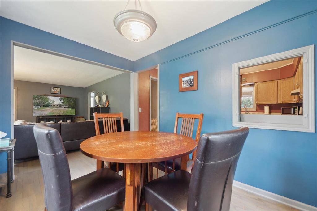 Delta Twp, MI 48917,437 Iris Avenue