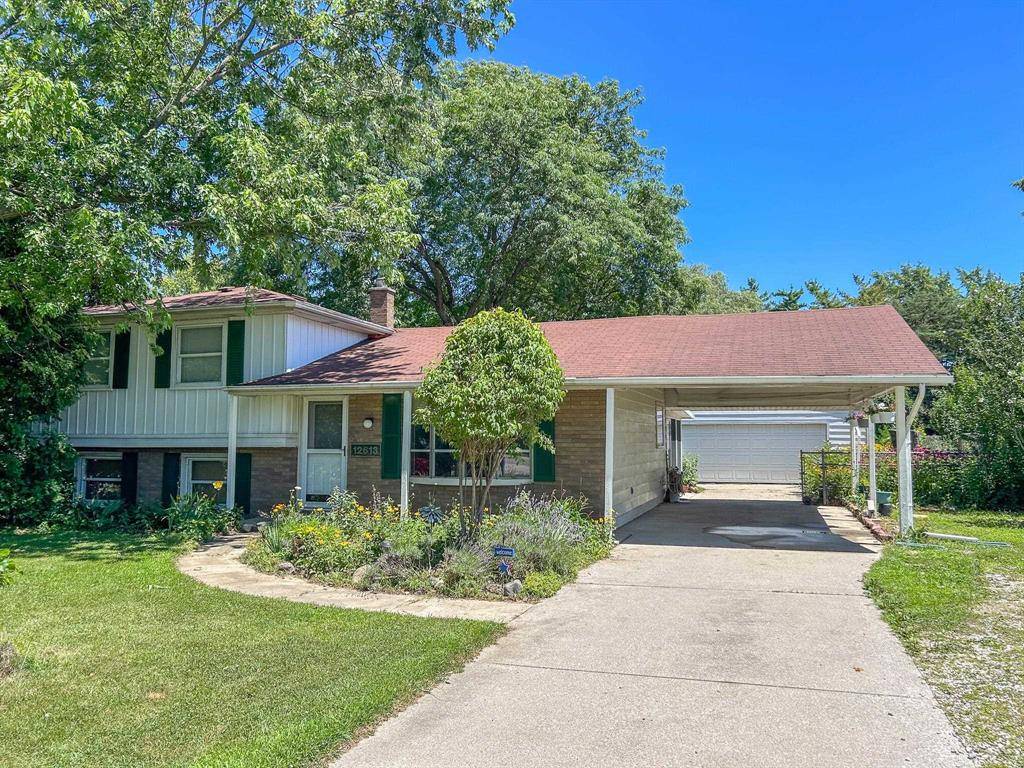 Grand Blanc, MI 48439,12613 Holly Road