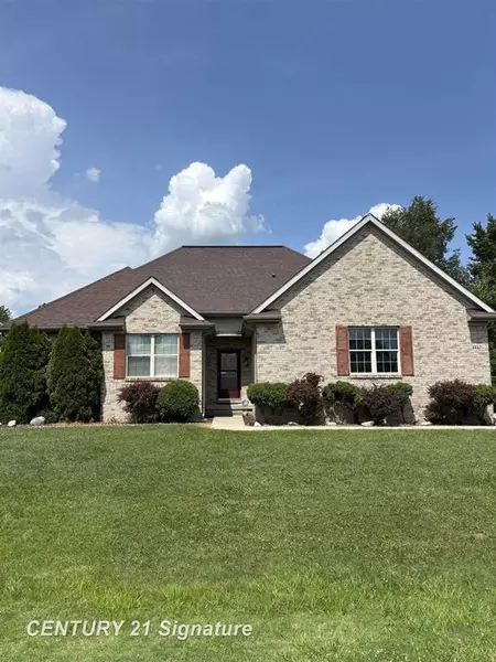 4437 Pinecreek Drive, Burton, MI 48519