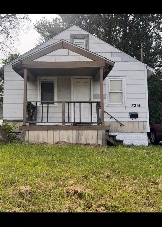Flint, MI 48507,3214 S Grand Traverse Street