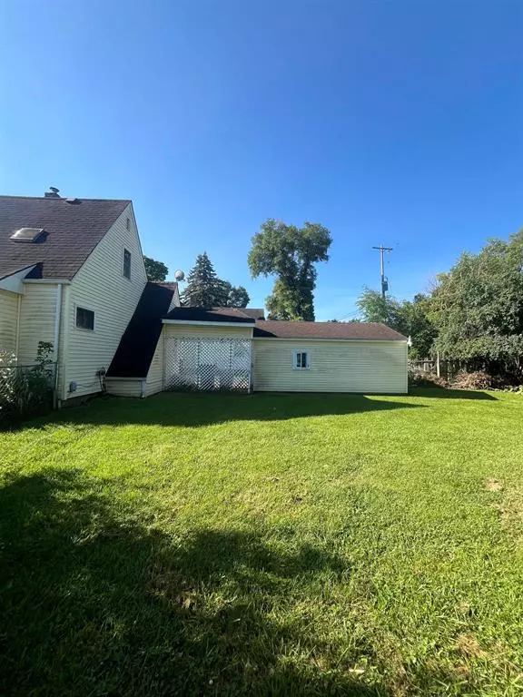 Flint, MI 48506,2065 N Averill Avenue