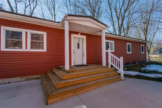 511 Beechwood Lane, Ovid Twp, MI 49036