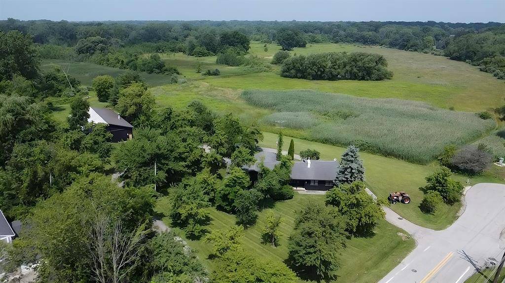 3345 Beach Road, Port Huron Twp, MI 48060