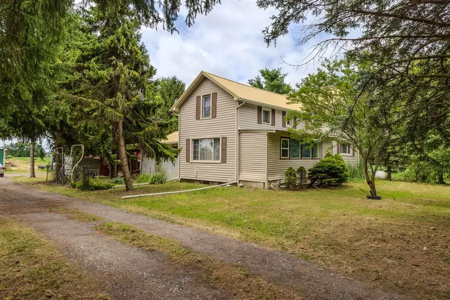 5111 Reading Road E, Jefferson Twp, MI 49266
