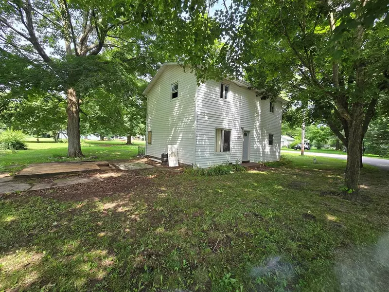 2571 Brad Street, Woodbridge Twp, MI 49239